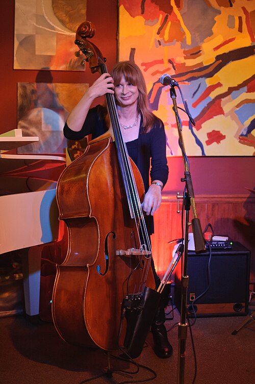 Jennifer Leitham